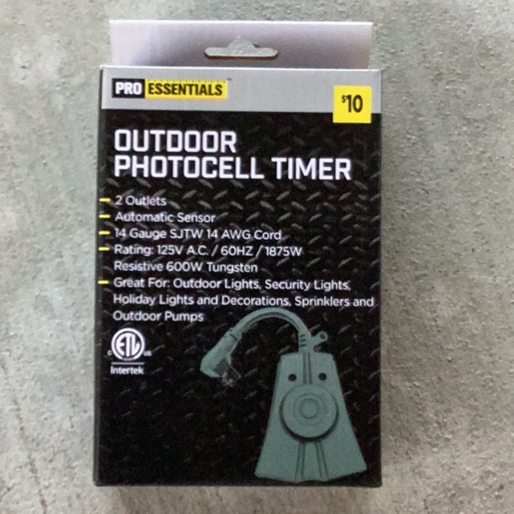 NEW Pro Essentials 2 Outlet Automatic Sensor Outdoor Photocell Timer